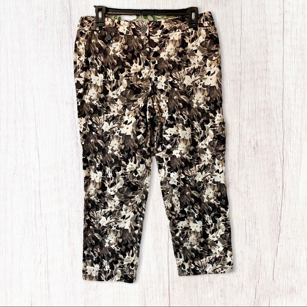 Ann Taylor Loft Pants w/ Leaf Floral Design - Women’s Size 4